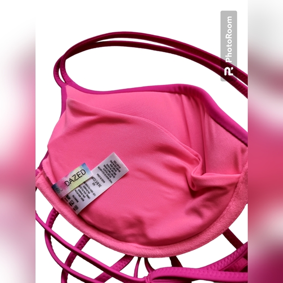 Sundazed hot pink bikini top strappy push up double padded protection size 36B/C - Picture 7 of 10